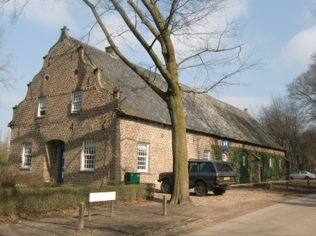 Swalmen-Boukoul NL : Hillenraederlaan, Schloss Hillenraad, Nebengebäude